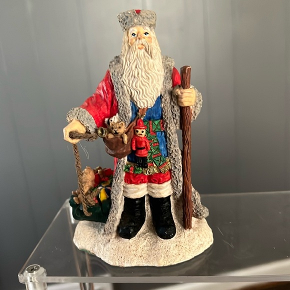Santas From Around the World Russian Santa Figurine May Dept Stores 1995 Vintage - Picture 1 of 6